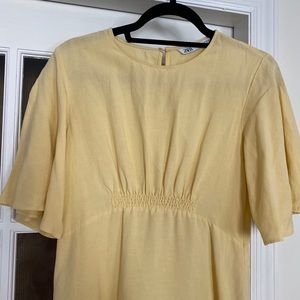 Yellow linen Zara dress M